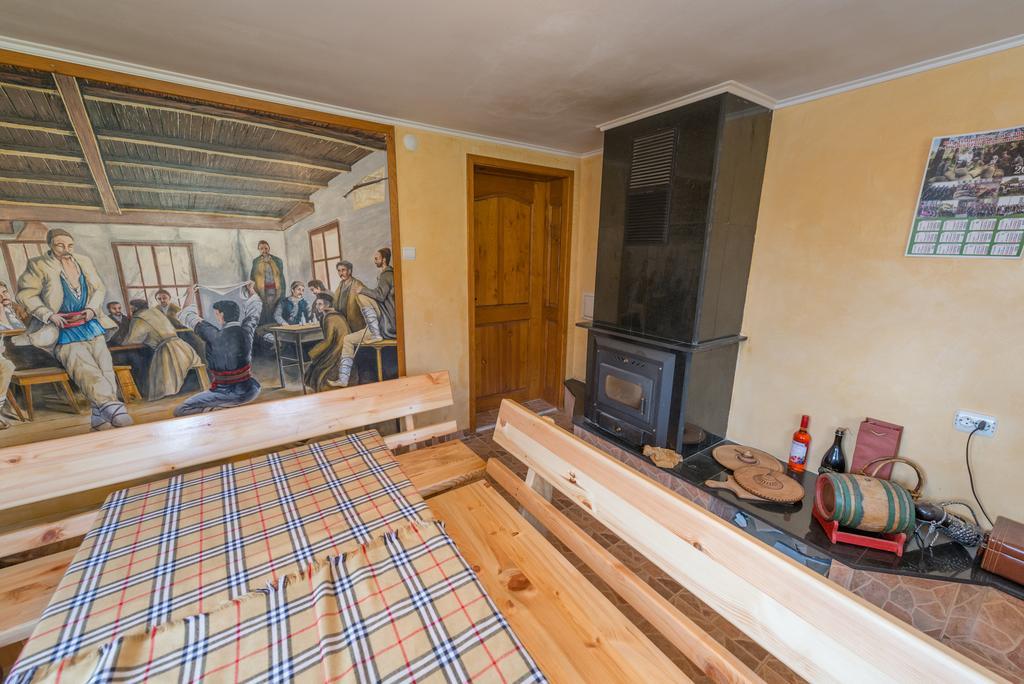 Marinovata Kashta Guest House Veliki Preslav Eksteriør bilde