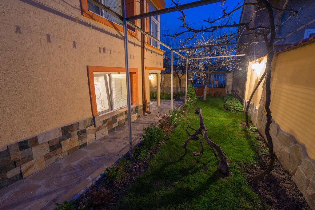 Marinovata Kashta Guest House Veliki Preslav Eksteriør bilde
